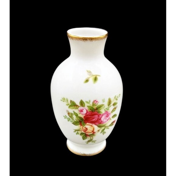 Royal Albert Old Country Roses Miniature Bud Vase Gold Trim Vintage 4.5" 1960s - Picture 1 of 16